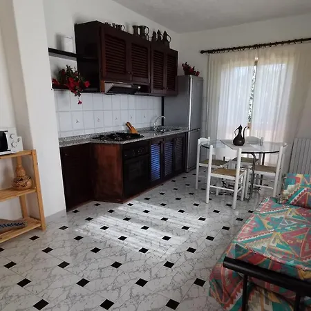 Lägenhet La Casa Di Rita Budoni