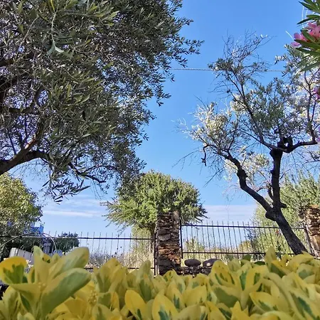 Lägenhet La Casa Di Rita Budoni