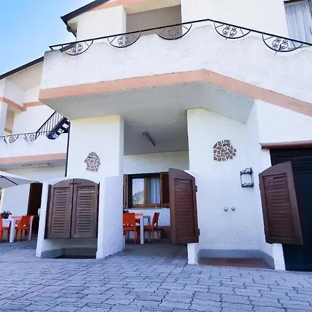 La Casa Di Rita Lägenhet Budoni