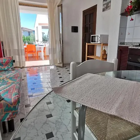 Lägenhet La Casa Di Rita Budoni